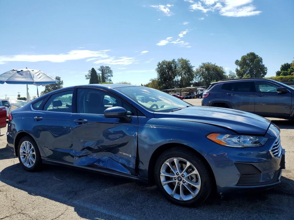 2019 Ford Fusion მანქანა იყიდება აუქციონზე, vin: 3FA6P0LU6KR199813, აუქციონის ნომერი: 67954986