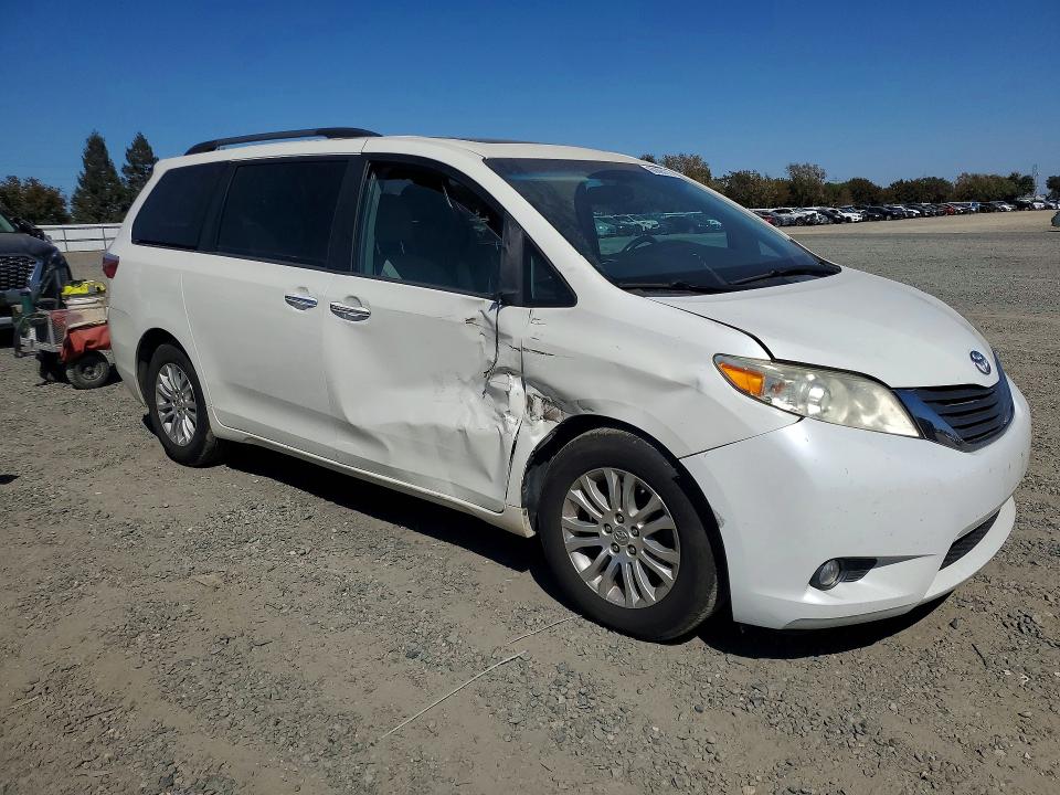 Aukcja sprzedaży 2017 Toyota Sienna, vin: 5TDYZ3DC8HS837246, numer aukcji: 68395116