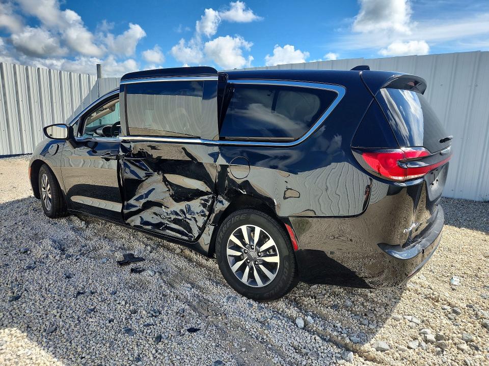 Продажа на аукционе авто 2023 Chrysler Pacifica, vin: 2C4RC1L76PR558724, номер лота: 69520906
