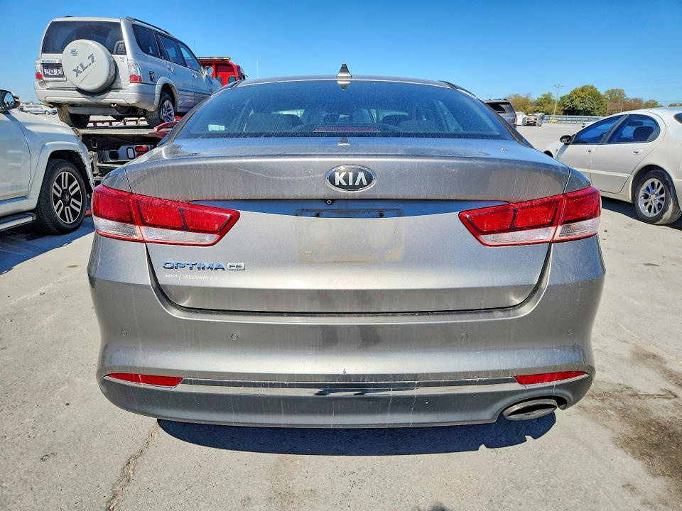 2018 Kia Optima მანქანა იყიდება აუქციონზე, vin: 5XXGT4L39JG178587, აუქციონის ნომერი: 70186086