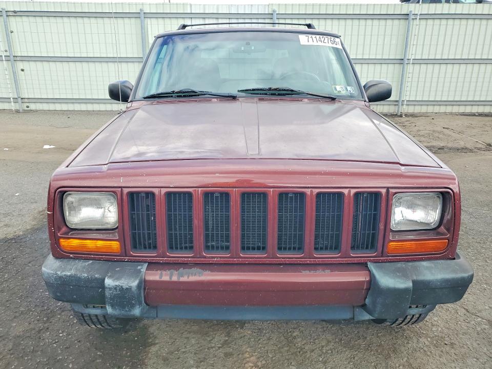 71142766 :رقم المزاد ، 1J4FF48S31L603766 vin ، 2001 Jeep Cherokee مزاد بيع