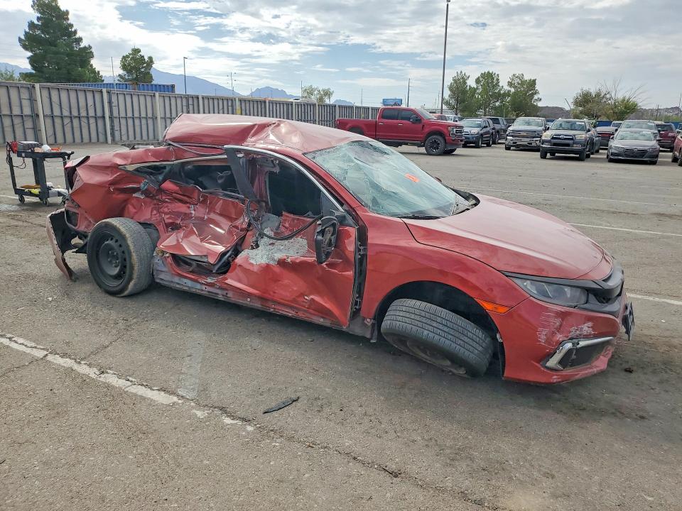 67723966 :رقم المزاد ، 19XFC2F60KE045457 vin ، 2019 Honda Civic مزاد بيع