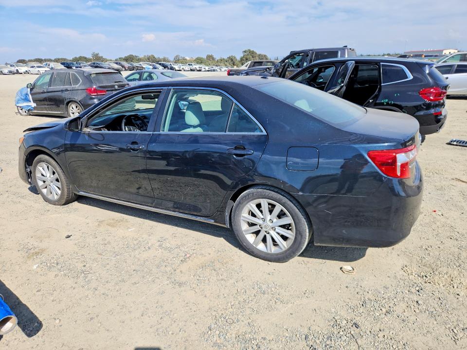 69734766 :رقم المزاد ، 4T1BD1FKXDU070000 vin ، 2013 Toyota Camry Hybrid مزاد بيع