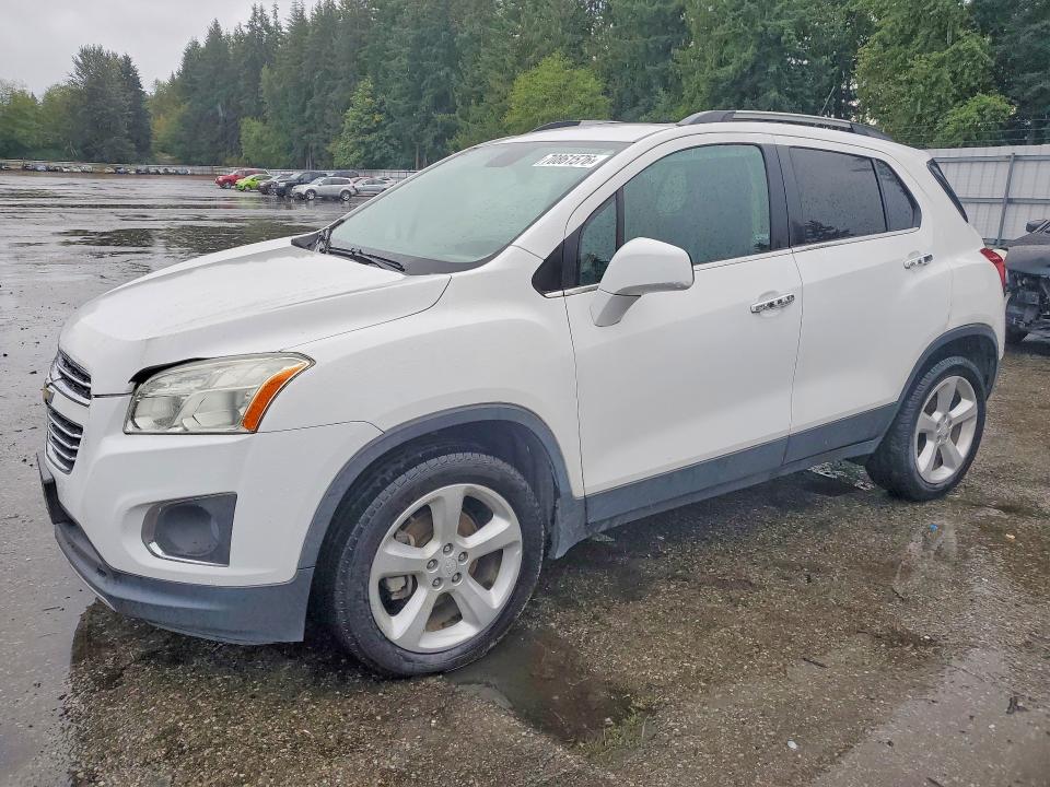 70861576 :رقم المزاد ، 3GNCJTSB6FL240635 vin ، 2015 Chevrolet Trax مزاد بيع