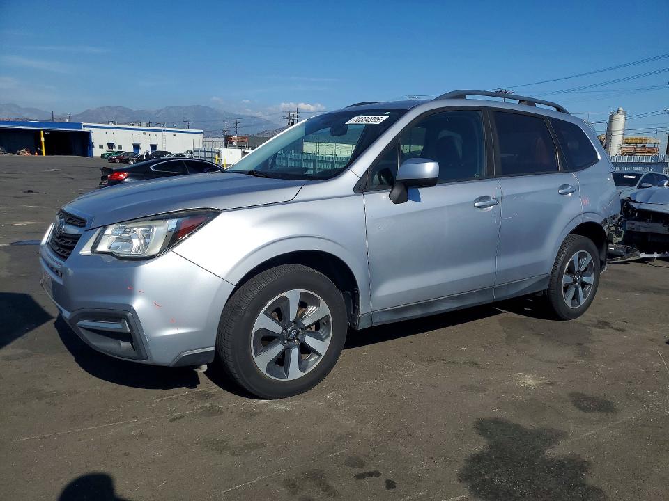 Продаж на аукціоні авто 2018 Subaru Forester, vin: JF2SJAGC5JH549371, номер лоту: 70304096