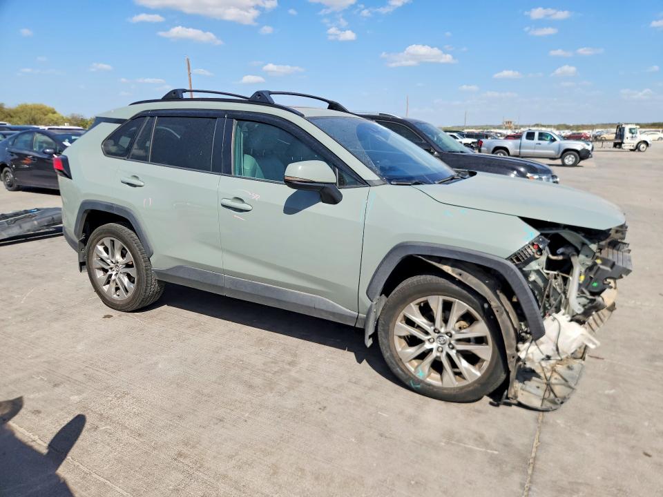 2020 Toyota Rav4 მანქანა იყიდება აუქციონზე, vin: 2T3C1RFV2LW076935, აუქციონის ნომერი: 68748076