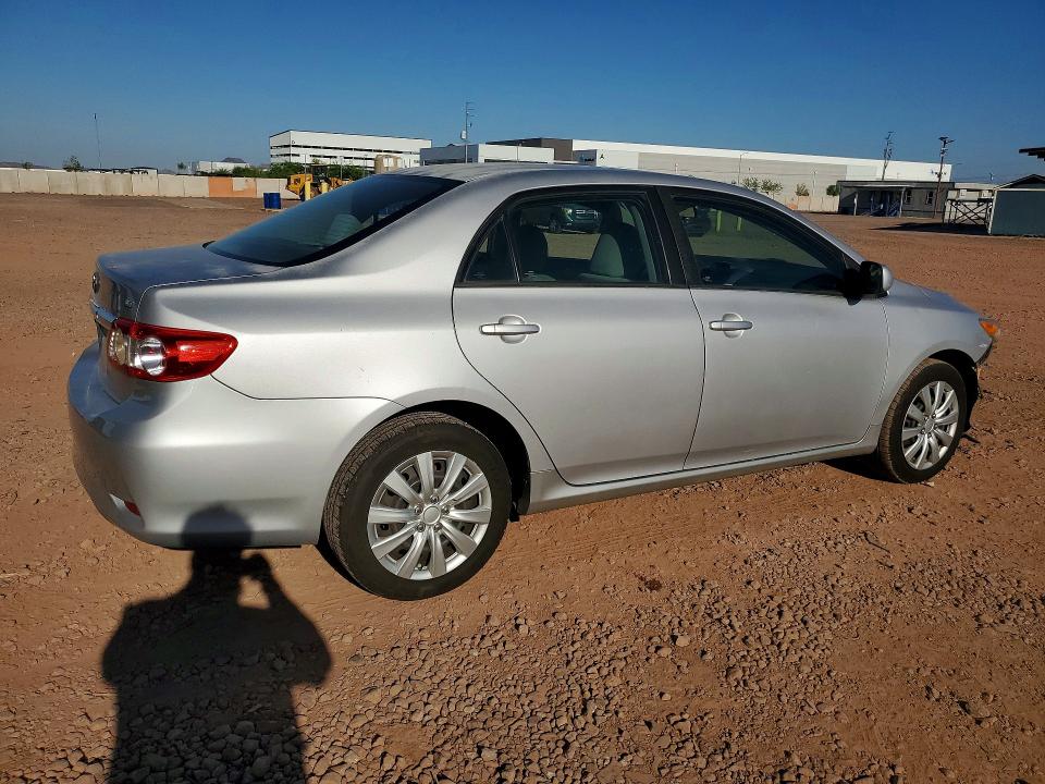 67896666 :رقم المزاد ، 2T1BU4EE8CC805330 vin ، 2012 Toyota Corolla مزاد بيع