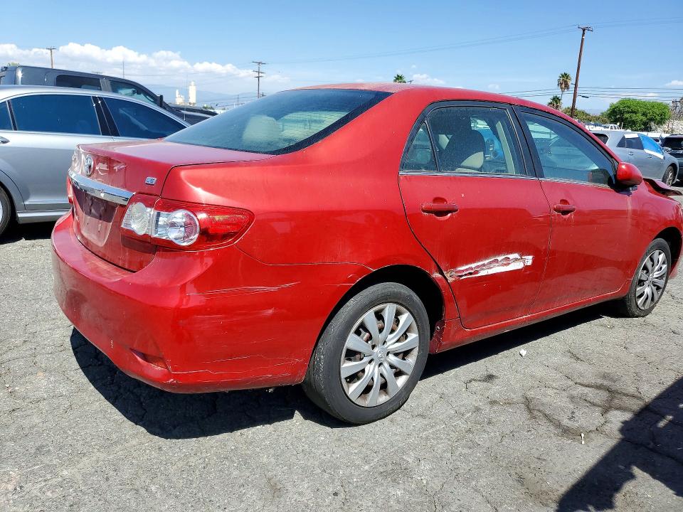 70179256 :رقم المزاد ، JTDBU4EE1DJ117692 vin ، 2013 Toyota Corolla مزاد بيع