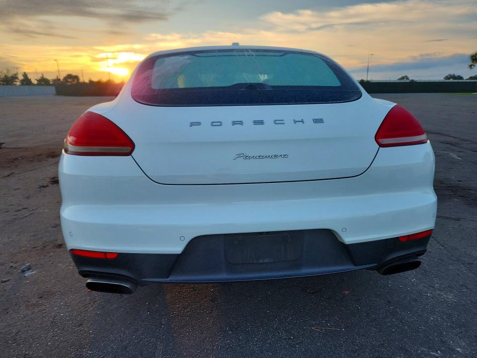 Продажа на аукционе авто 2015 Porsche Panamera, vin: WP0AA2A75FL004562, номер лота: 69452076