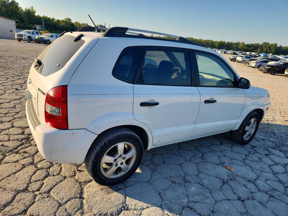 2005 Hyundai Tucson მანქანა იყიდება აუქციონზე, vin: KM8JM12B35U080807, აუქციონის ნომერი: 67374156