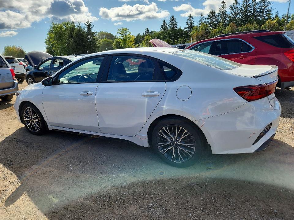 68514046 :رقم المزاد ، 3KPF54AD4NE466758 vin ، 2022 Kia Forte مزاد بيع