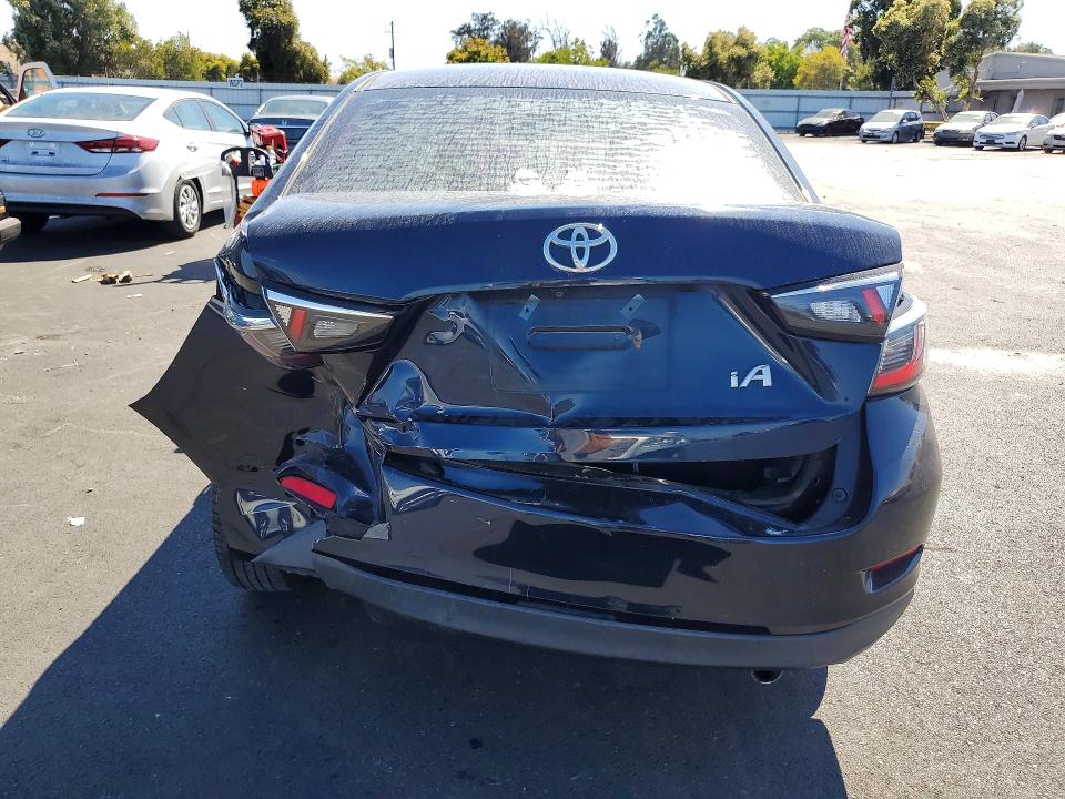 Aukcja sprzedaży 2017 Toyota Yaris Ia, vin: 3MYDLBYV0HY164372, numer aukcji: 70077806