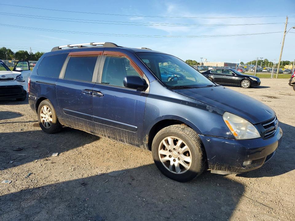 68786806 :رقم المزاد ، KNDMB233366102928 vin ، 2006 Kia Sedona مزاد بيع