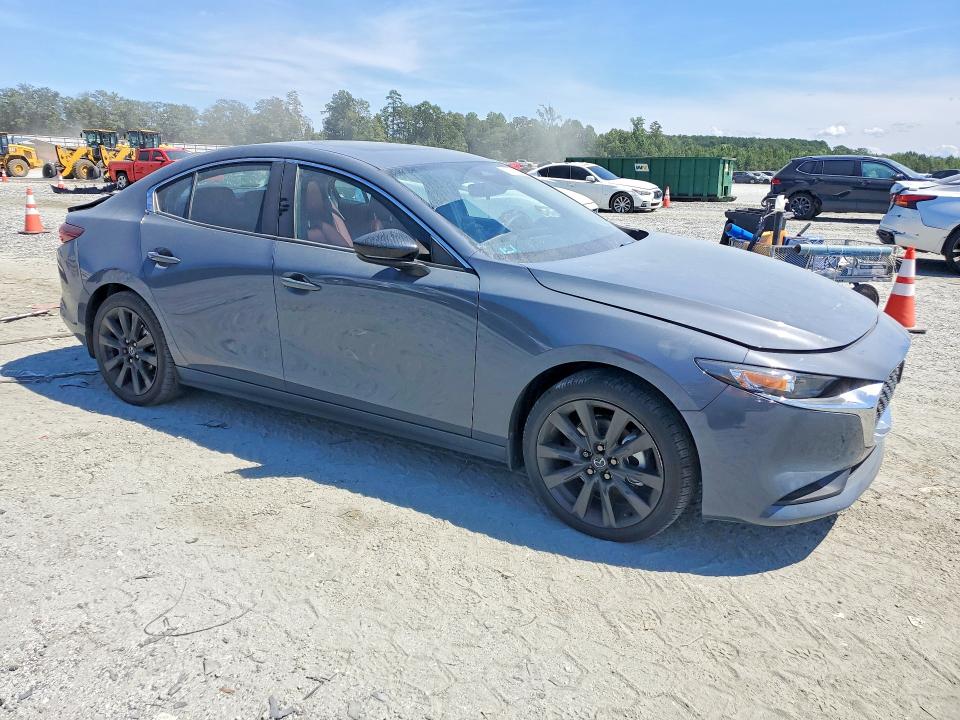 67243636 :رقم المزاد ، JM1BPBCL7T1879114 vin ، 2026 Mazda 3 مزاد بيع
