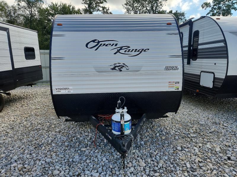2027 Open Range Travel Trailer მანქანა იყიდება აუქციონზე, vin: 58TBM0BM5V1643051, აუქციონის ნომერი: 69209526
