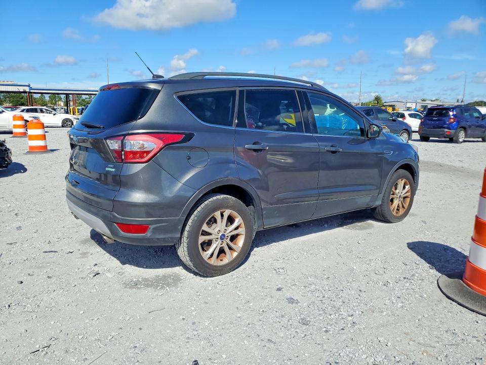 Aukcja sprzedaży 2017 Ford Escape, vin: 1FMCU0G96HUE30573, numer aukcji: 69241356
