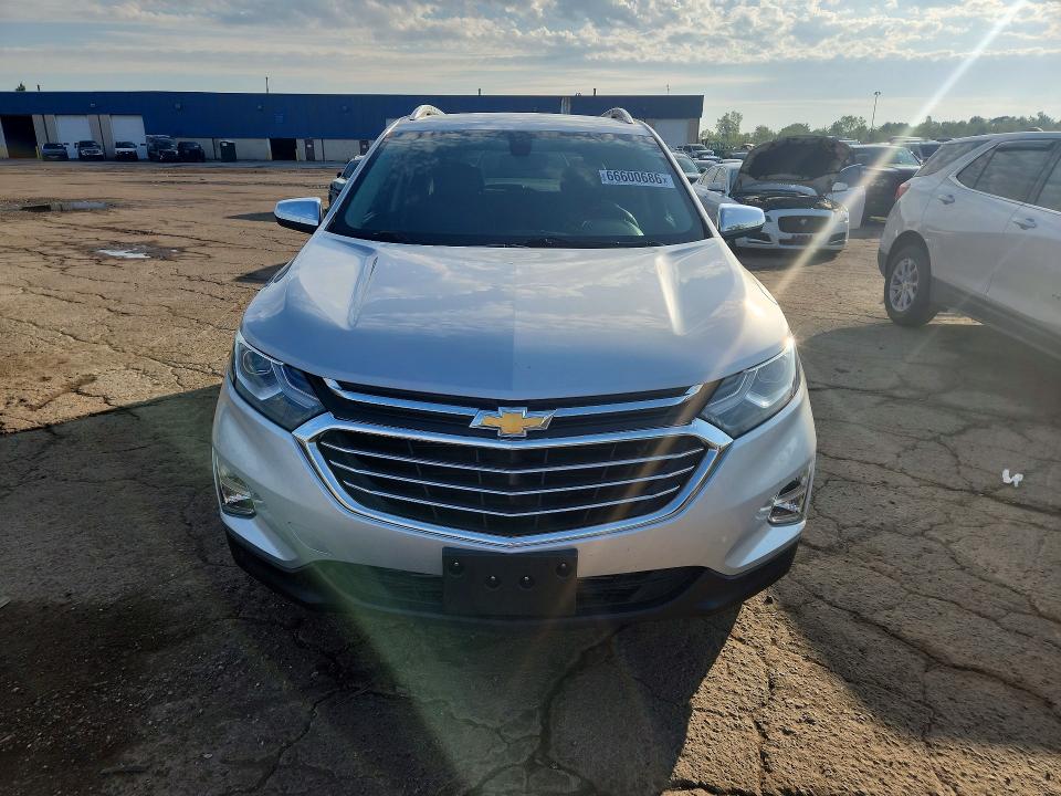 66600686 :رقم المزاد ، 2GNAXYEX9K6217746 vin ، 2019 Chevrolet Equinox مزاد بيع