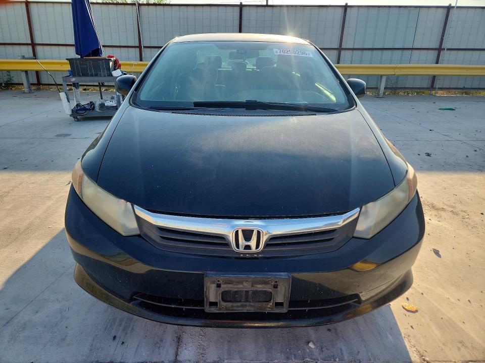 70290296 :رقم المزاد ، 19XFB2F5XCE303429 vin ، 2012 Honda Civic مزاد بيع