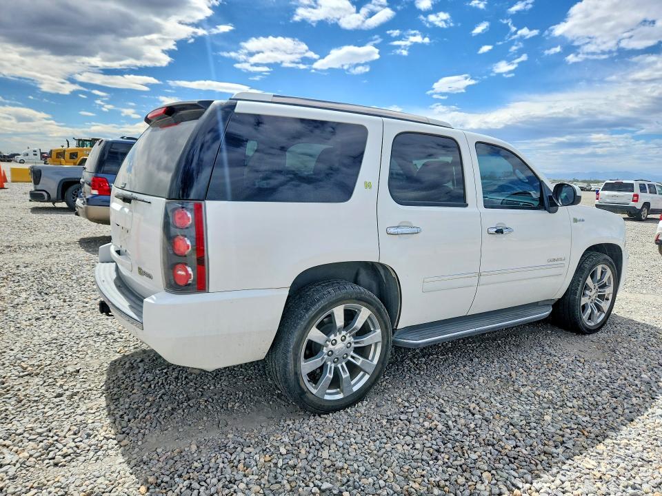 67144996 :رقم المزاد ، 1GKS2GEJ7BR322425 vin ، 2011 Gmc Yukon مزاد بيع