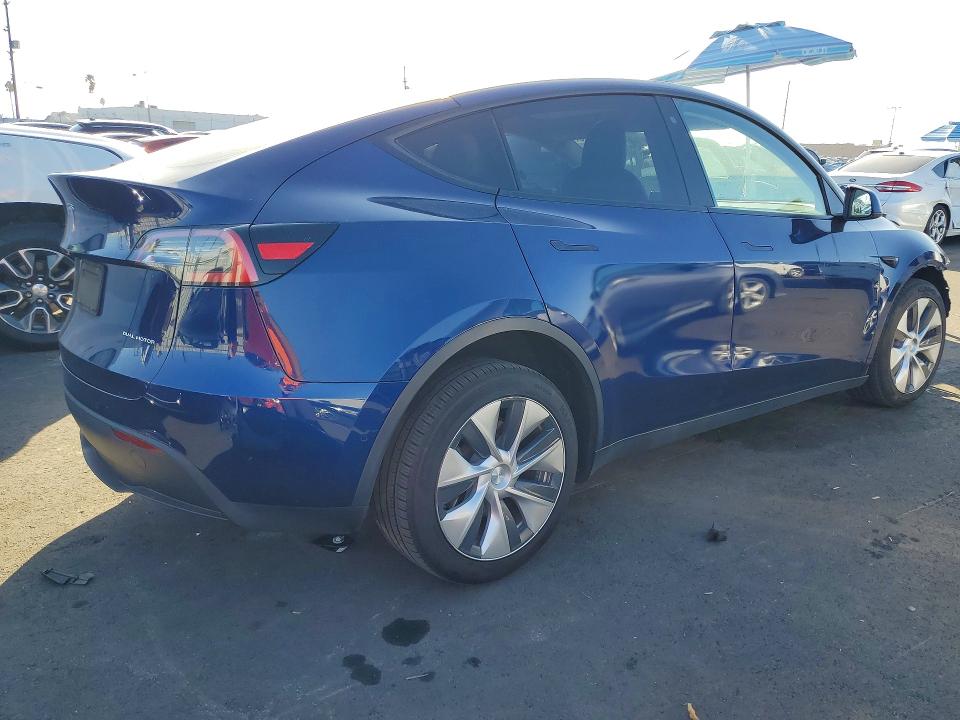2020 Tesla Model Y მანქანა იყიდება აუქციონზე, vin: 5YJYGDEE8LF053853, აუქციონის ნომერი: 69028826