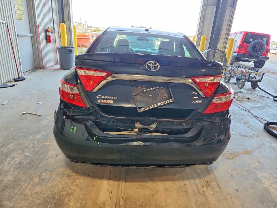 Aukcja sprzedaży 2015 Toyota Camry, vin: 4T1BK1FK6FU554108, numer aukcji: 69401976