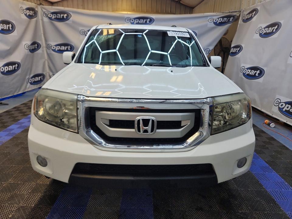 69226526 :رقم المزاد ، 5FNYF3H56BB014962 vin ، 2011 Honda Pilot مزاد بيع