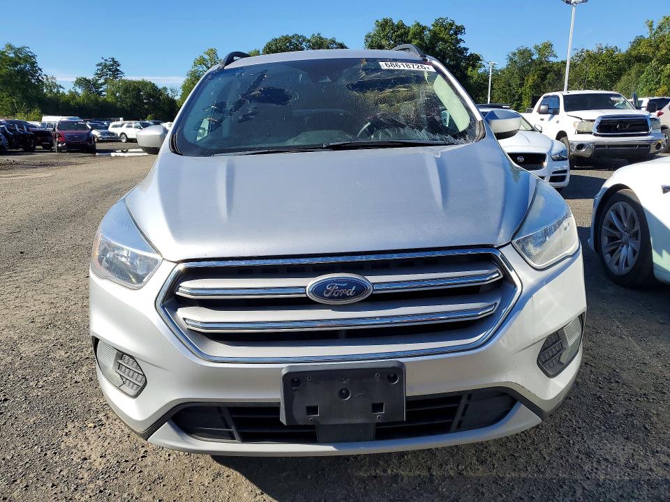 Auction sale of the 2018 Ford Escape, vin: 1FMCU0GD0JUB88907, lot number: 68618726