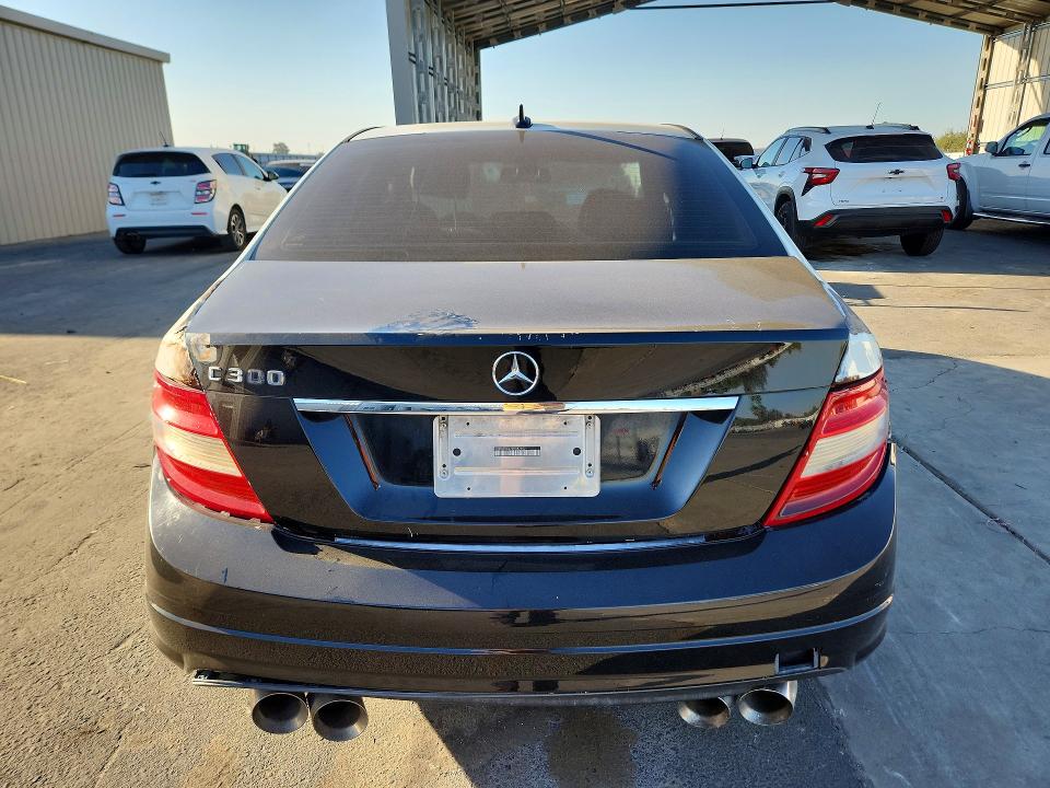 71035526 :رقم المزاد ، WDDGF56X99R050795 vin ، 2009 Mercedes-benz C مزاد بيع