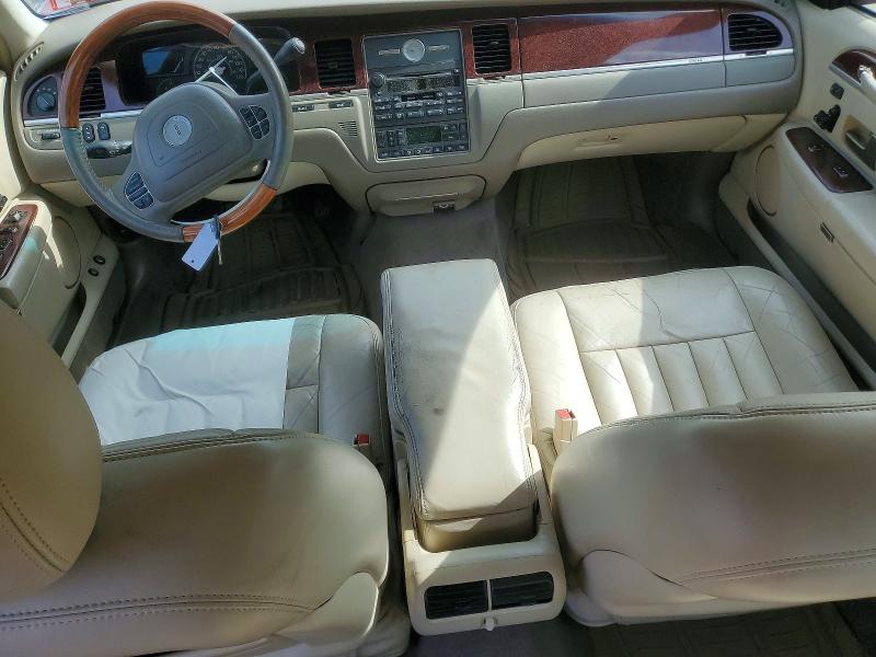 Продаж на аукціоні авто 2003 Lincoln Town Car, vin: 1LNHM82W63Y609151, номер лоту: 70138216