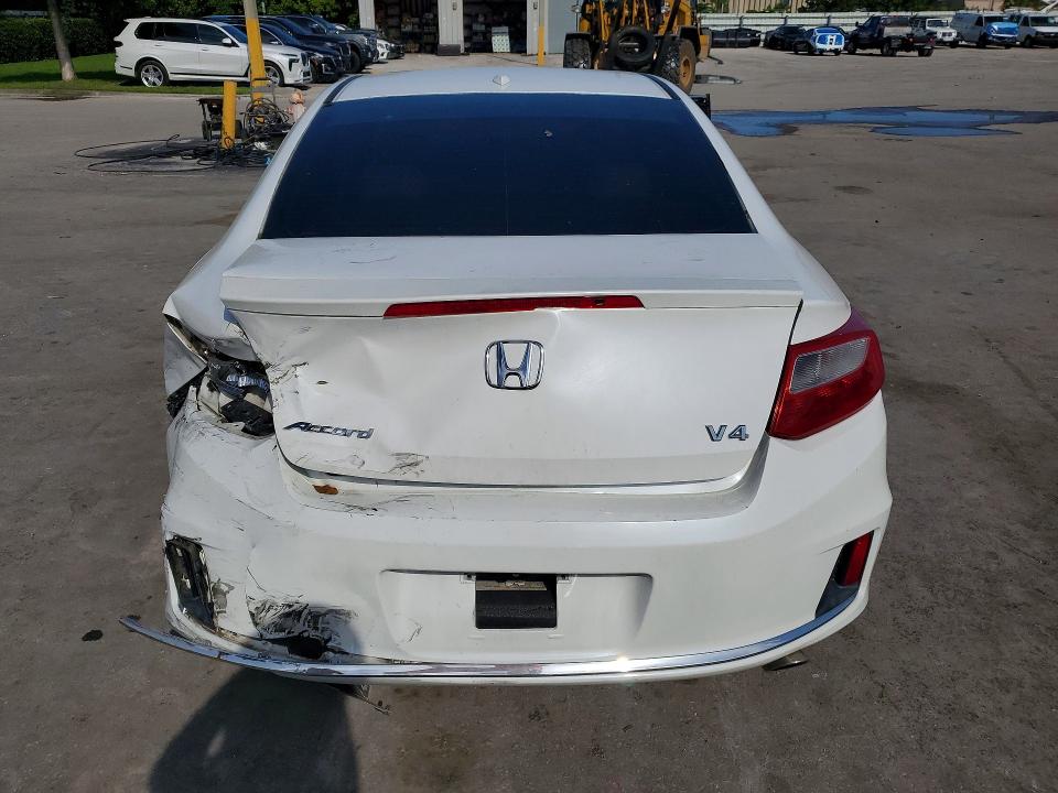 68959916 :رقم المزاد ، 1HGCT1B89EA015113 vin ، 2014 Honda Accord مزاد بيع