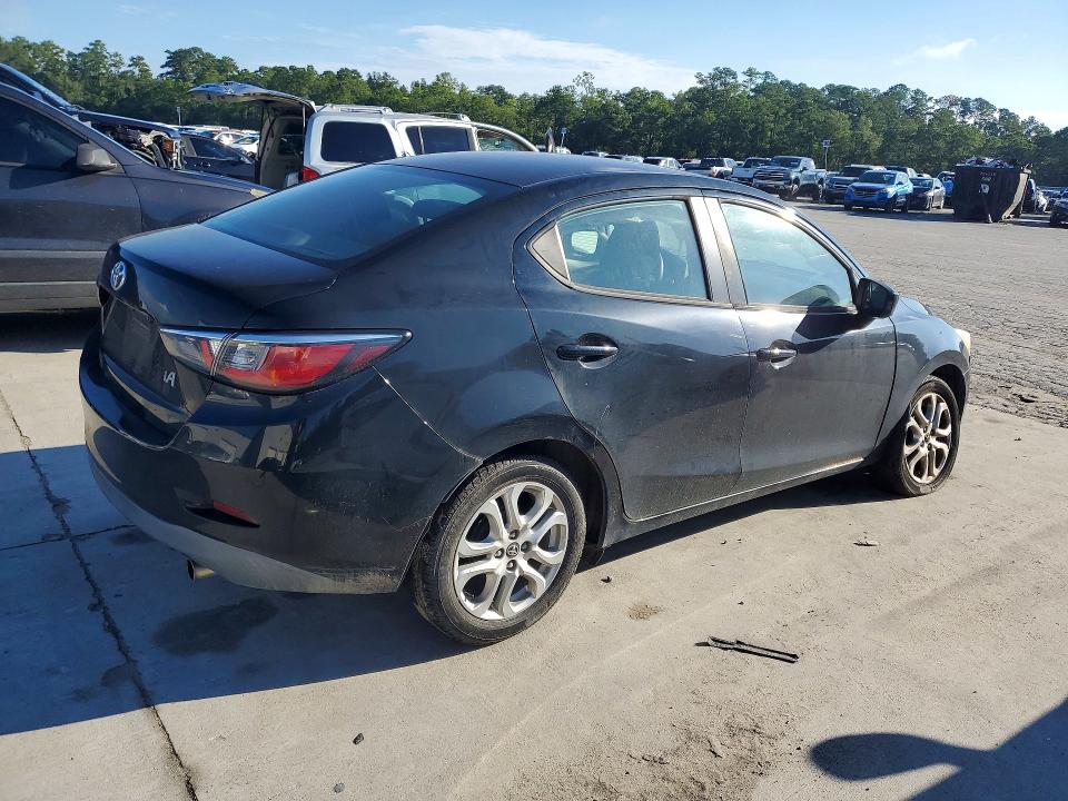 68191846 :رقم المزاد ، 3MYDLBYV8HY173224 vin ، 2017 Toyota Yaris Ia مزاد بيع