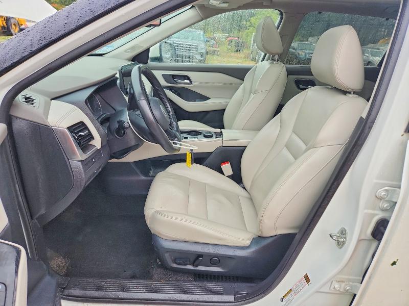 70284286 :رقم المزاد ، 5N1AT3CB4MC685825 vin ، 2021 Nissan Rogue مزاد بيع