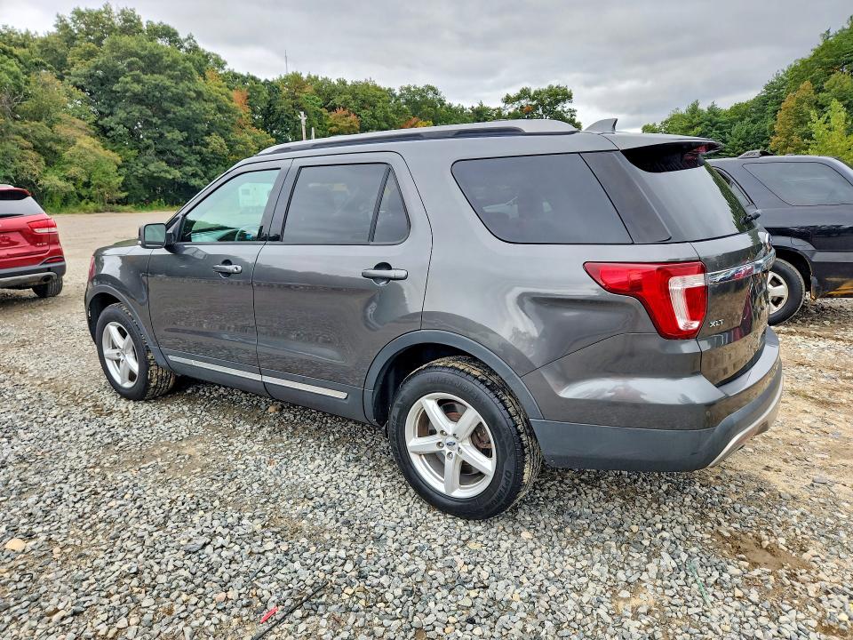 70942996 :رقم المزاد ، 1FM5K8DH3HGE40453 vin ، 2017 Ford Explorer مزاد بيع