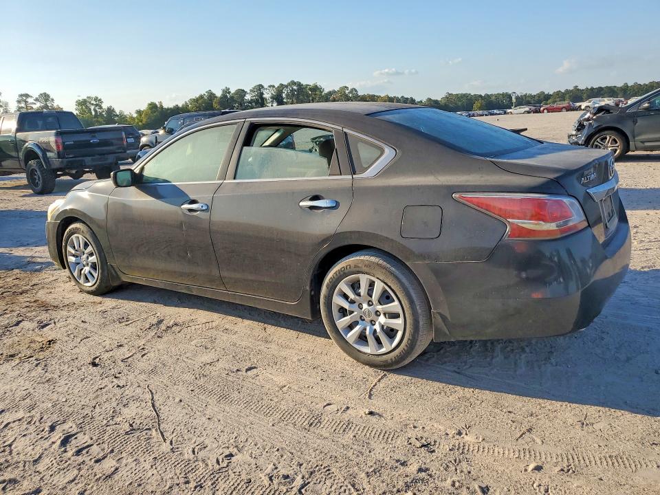 70788916 :رقم المزاد ، 1N4AL3AP1FN303184 vin ، 2015 Nissan Altima مزاد بيع