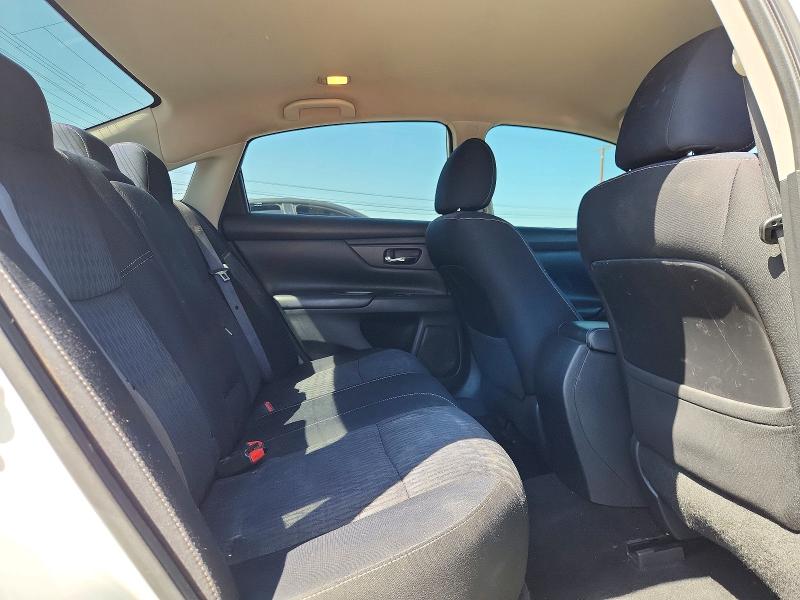 Продажа на аукционе авто 2017 Nissan Altima, vin: 1N4AL3AP4HC499345, номер лота: 70455826
