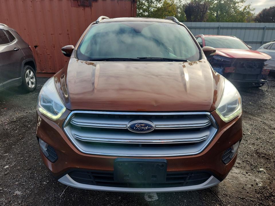 Продаж на аукціоні авто 2017 Ford Escape, vin: 1FMCU9J9XHUE25356, номер лоту: 70872596