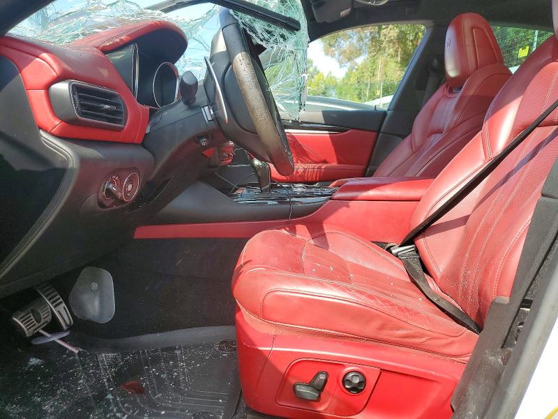 Продажа на аукционе авто 2018 Maserati Levante, vin: ZN661XUS0JX279517, номер лота: 69037226