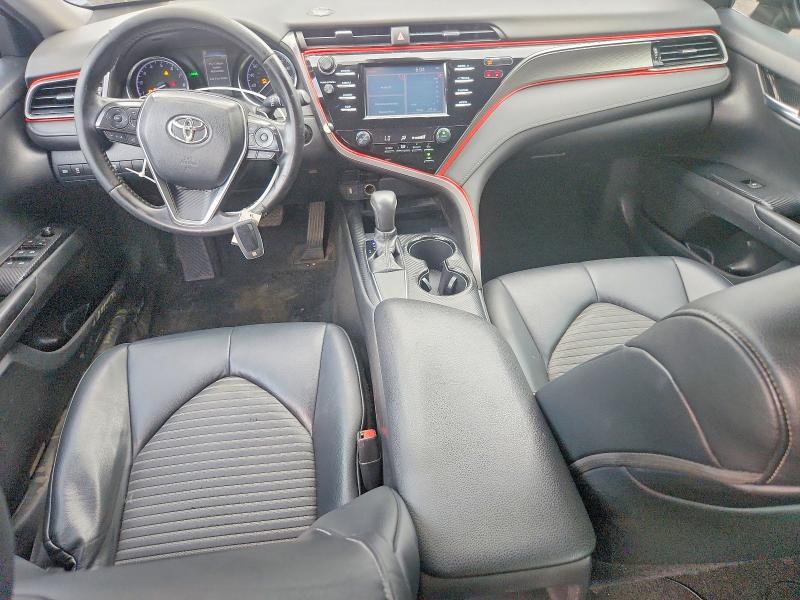 68751796 :رقم المزاد ، 4T1B11HK1KU280276 vin ، 2019 Toyota Camry مزاد بيع