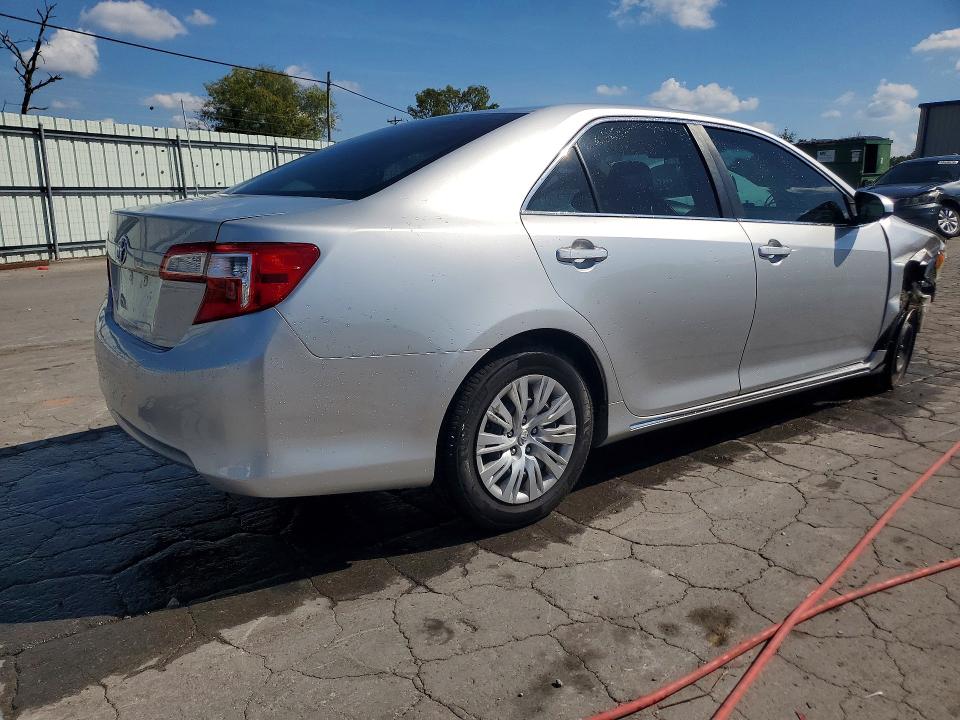 68849396 :رقم المزاد ، 4T4BF1FK6DR329288 vin ، 2013 Toyota Camry مزاد بيع