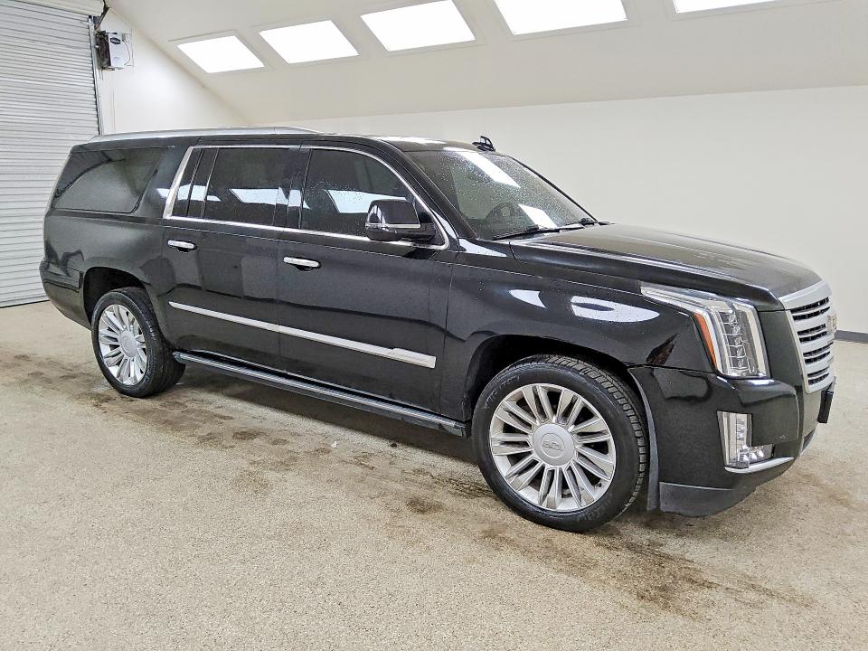 69399416 :رقم المزاد ، 1GYS4UKJ4FR598666 vin ، 2015 Cadillac Escalade مزاد بيع