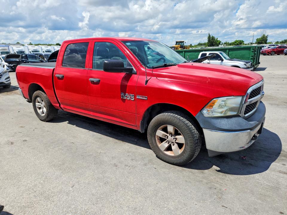 67081856 :رقم المزاد ، 1C6RR7KM5JS277309 vin ، 2018 Ram 1500 مزاد بيع