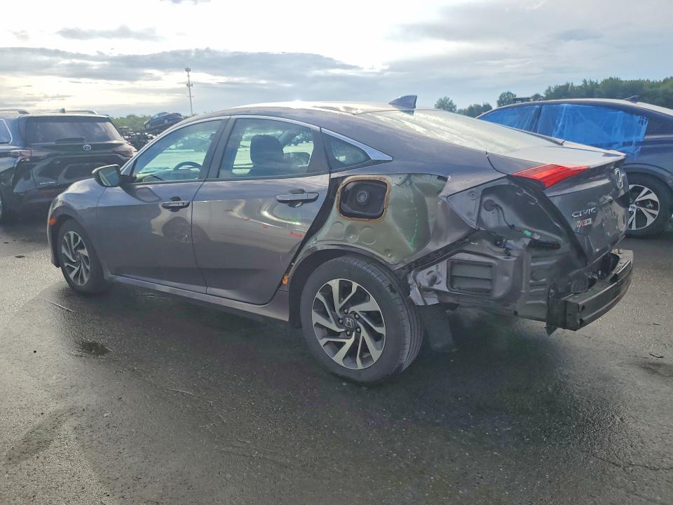67596726 :رقم المزاد ، 19XFC2F73HE219345 vin ، 2017 Honda Civic مزاد بيع