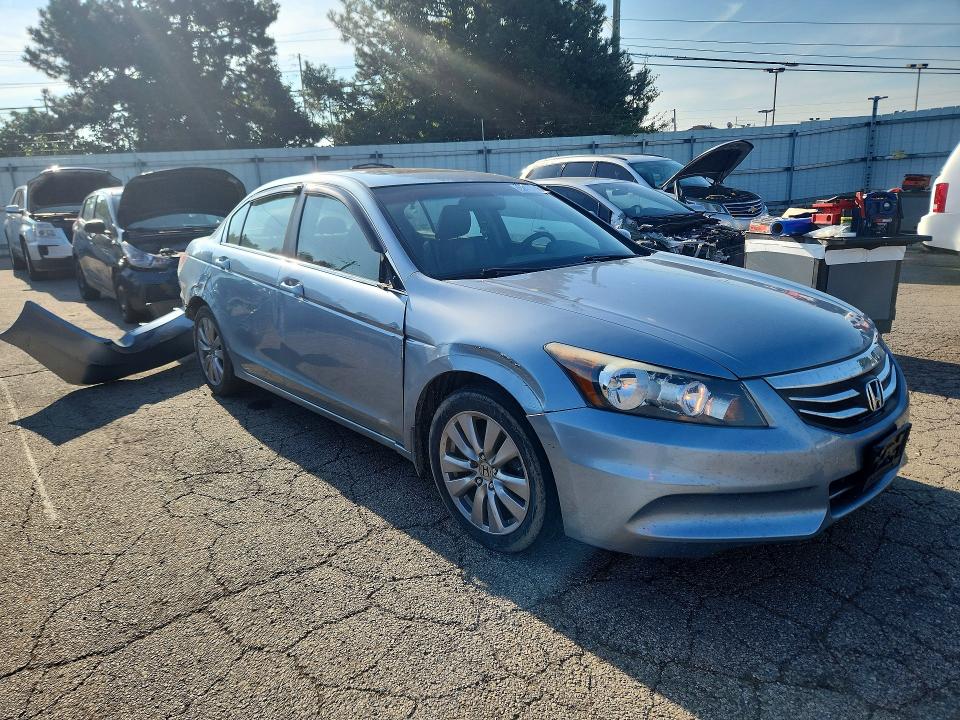 68410146 :رقم المزاد ، 1HGCP2F8XCA044122 vin ، 2012 Honda Accord مزاد بيع