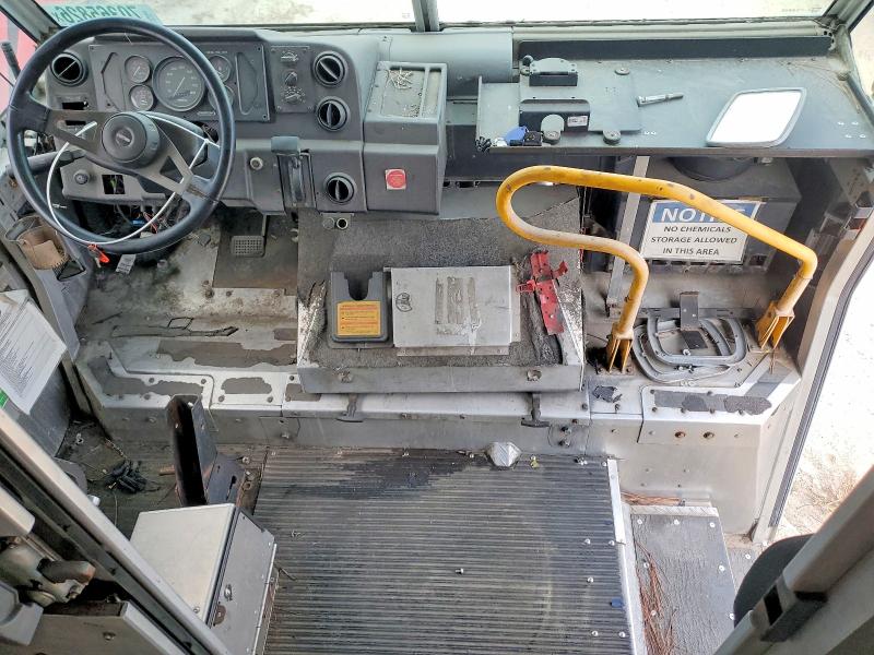Продажа на аукционе авто 2001 Freightliner Mt45 Chassis, vin: 4UZAANBW91CJ66920, номер лота: 70365826