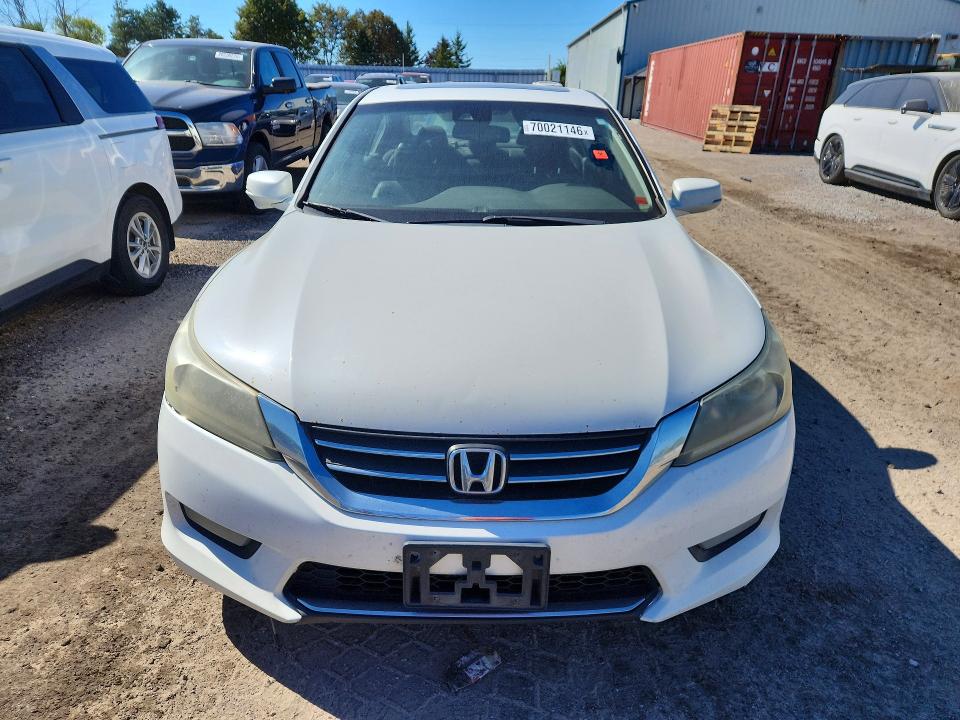 70021146 :رقم المزاد ، 1HGCR2F82EA807733 vin ، 2014 Honda Accord مزاد بيع