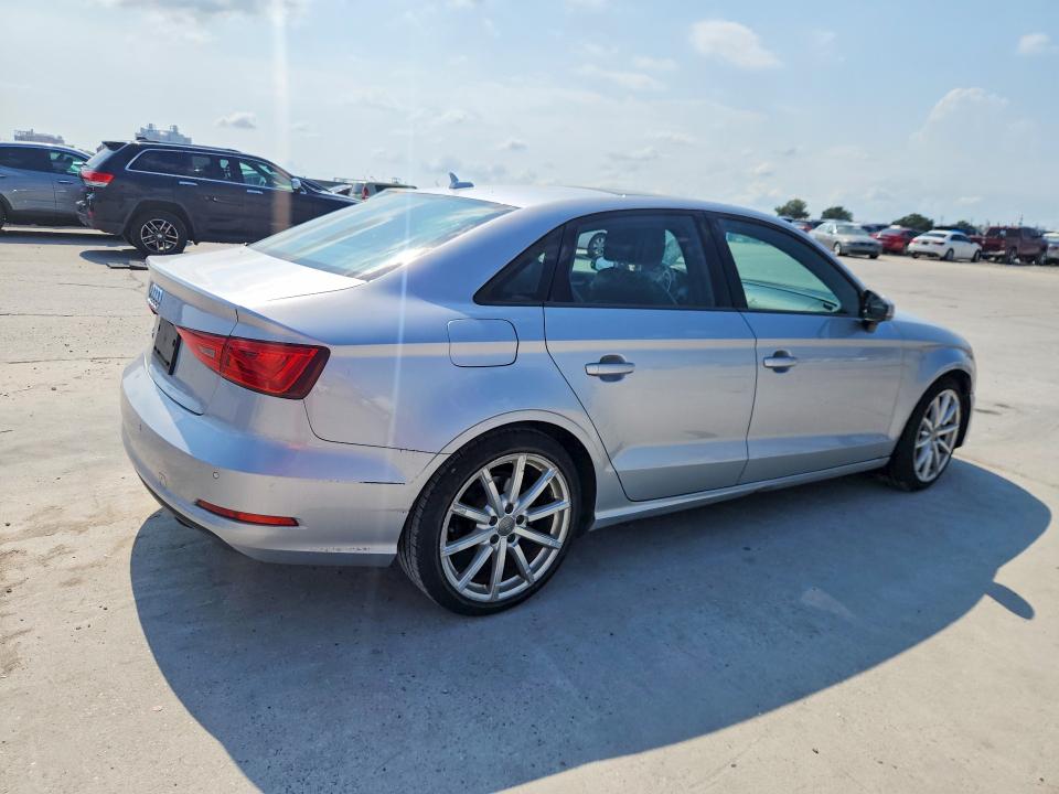 2016 Audi A3 მანქანა იყიდება აუქციონზე, vin: WAUA7GFF2G1070069, აუქციონის ნომერი: 69417116