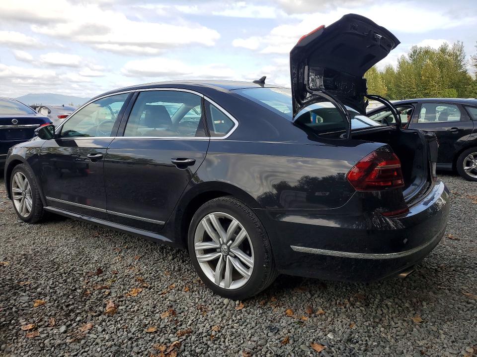 Продажа на аукционе авто 2017 Volkswagen Passat, vin: 1VWGT7A36HC067698, номер лота: 68692856