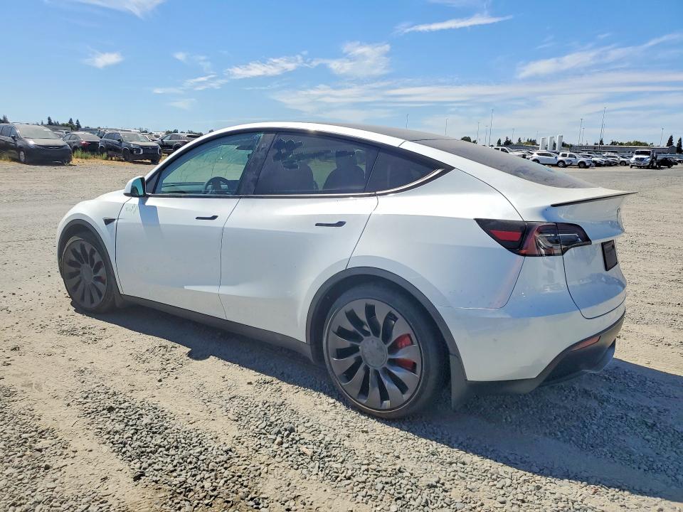 67335316 :رقم المزاد ، 7SAYGDEF1PF702376 vin ، 2023 Tesla Model Y مزاد بيع