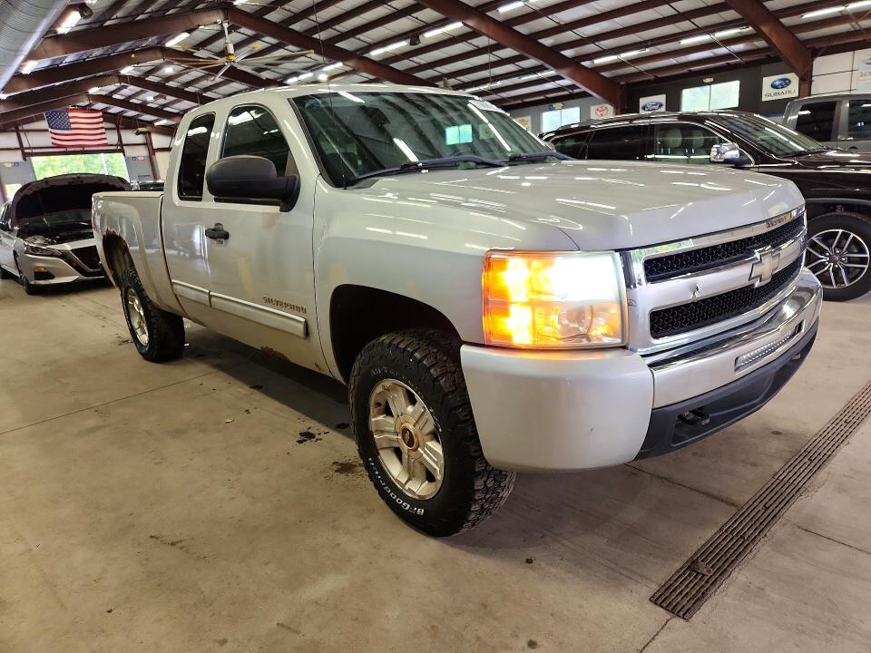 2010 Chevrolet Silverado მანქანა იყიდება აუქციონზე, vin: 1GCSKSE31AZ109324, აუქციონის ნომერი: 70890316