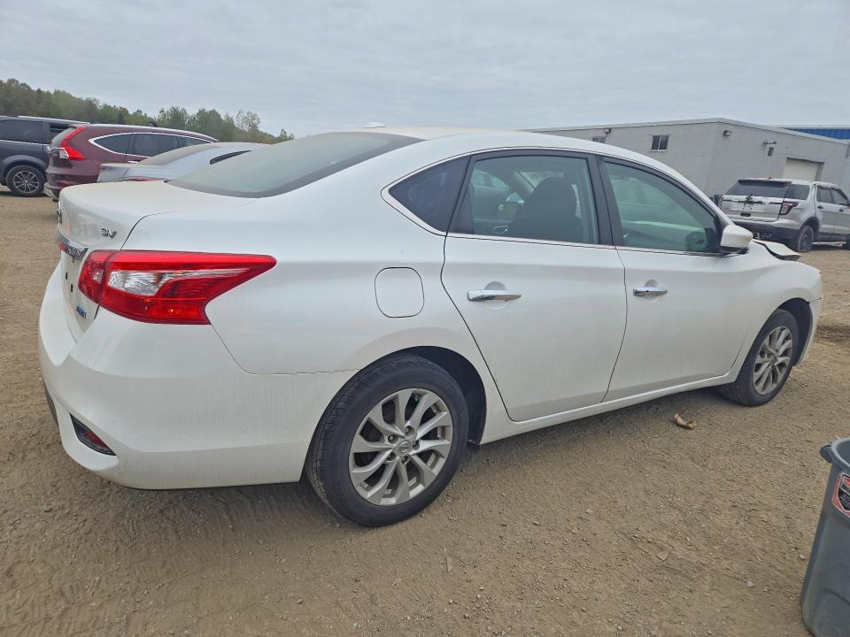 Продажа на аукционе авто 2017 Nissan Sentra, vin: 3N1AB7APXHY340523, номер лота: 70109876